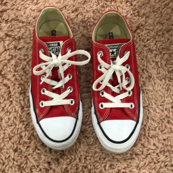 Women’s Red Converse - Picture 1 of 2